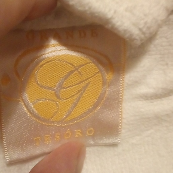 Grande Tesoro White Comfy Robe - One Size - Picture 4 of 6